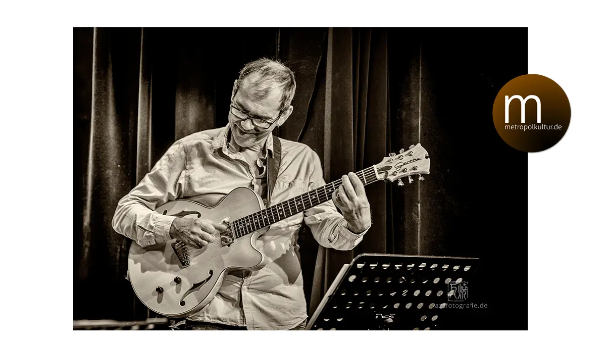 Christian Eckert Trio