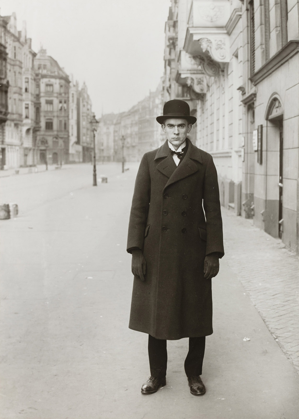 August Sander: Maler, 1926 © Die Photographische Sammlung/SK Stiftung Kultur - August Sander Archiv, Köln; VG Bild-Kunst, Bonn, 2024